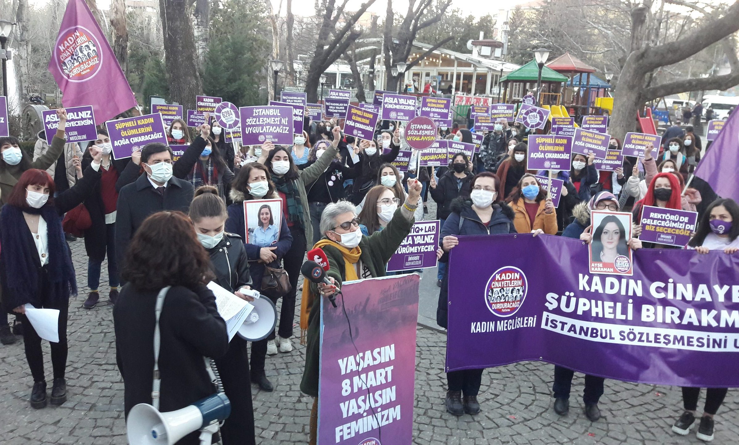 Öldürülen kadınların aileleri, ‘Kadınları yaşatamıyorsunuz’ diye seslendi
