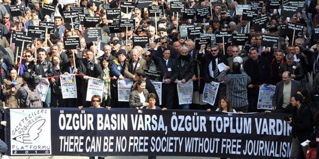 C:UsersNalanDesktopGörsellergazetecilere-ozgurluk-platformu-620x310.jpg